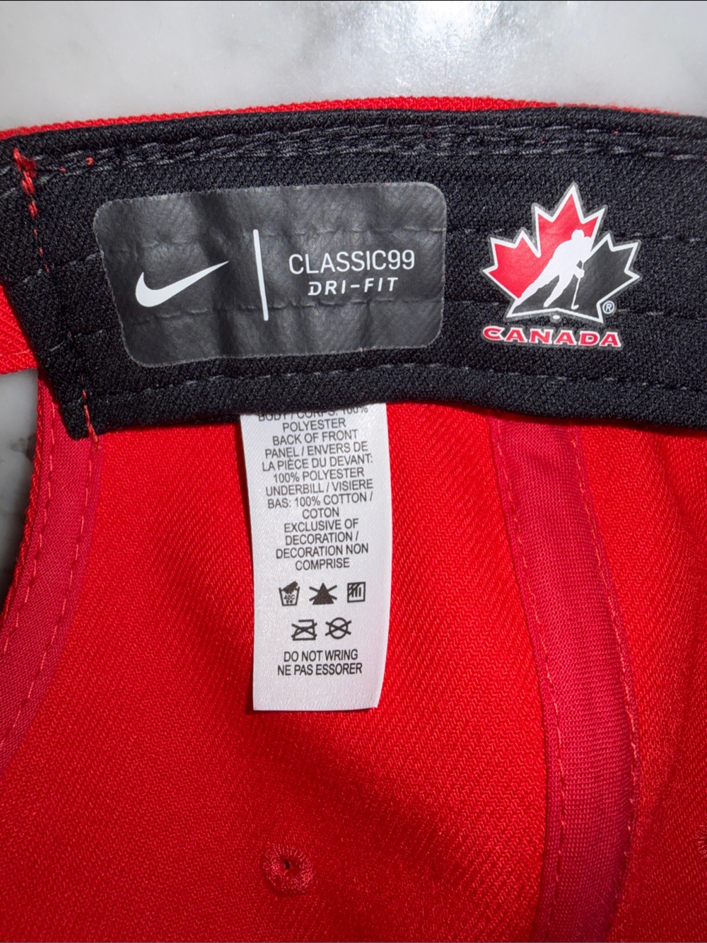 NWT Nike Canada Hockey Maple Leaf Logo Cap Autographed by Jennifer Botterill #17 - Picture 5 of 5